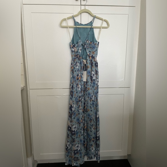 Moon River Maxi Floral Beach Dress - Picture 2 of 5